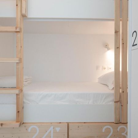 Bedspot Hostel Fíra Kültér fotó