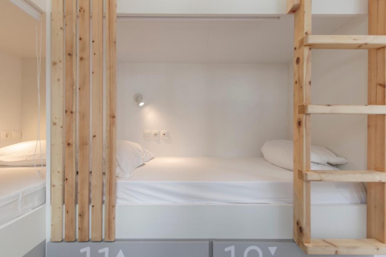 Bedspot Hostel Fíra Kültér fotó