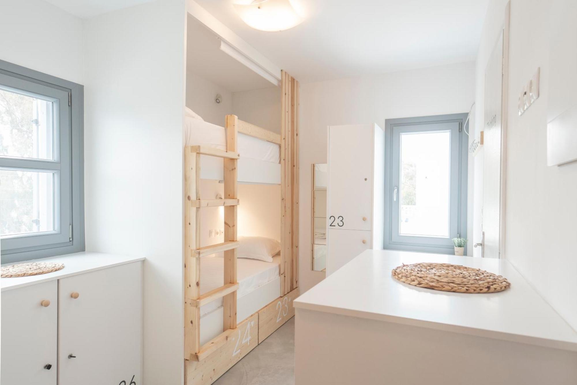 Bedspot Hostel Fíra Kültér fotó
