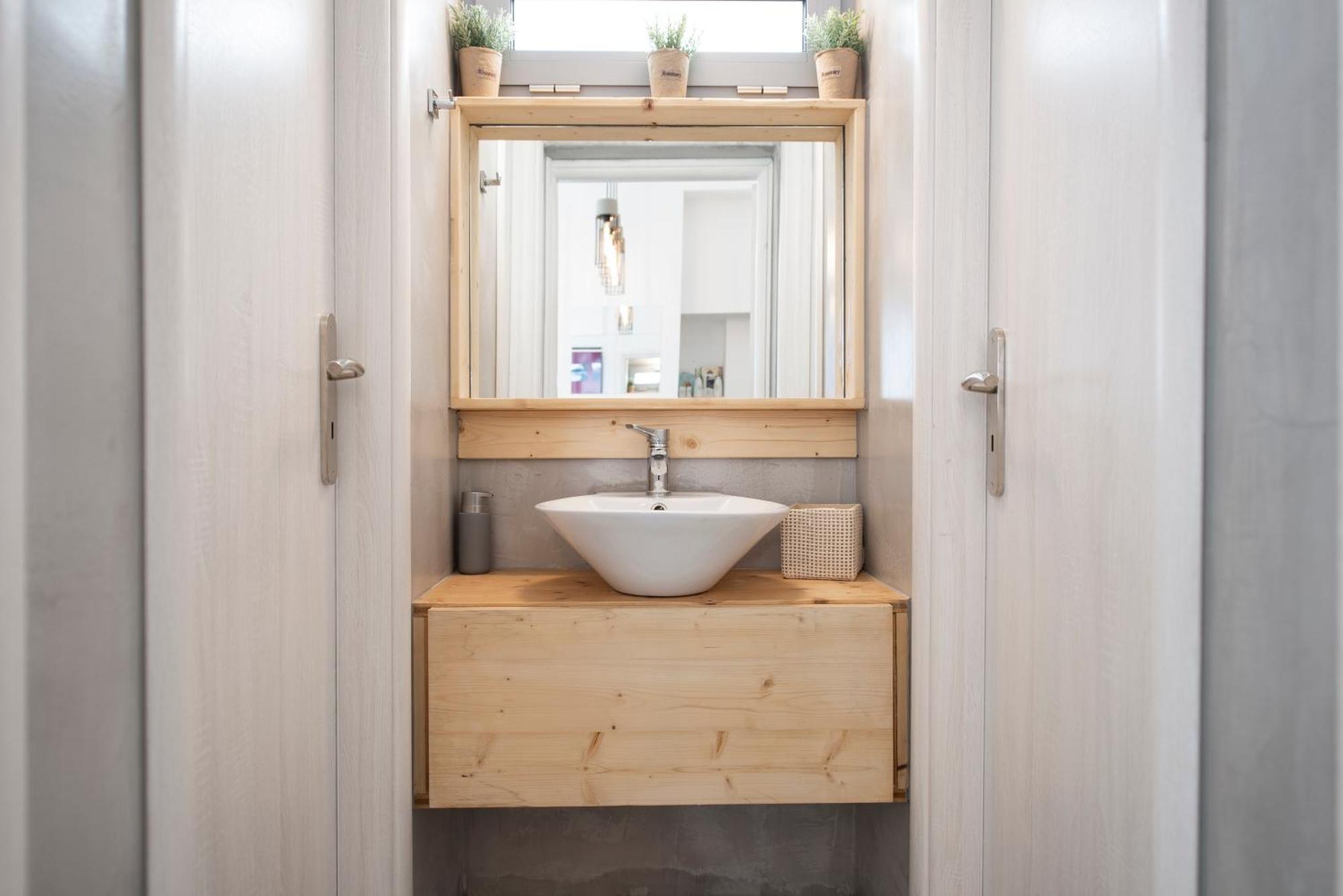 Bedspot Hostel Fíra Kültér fotó
