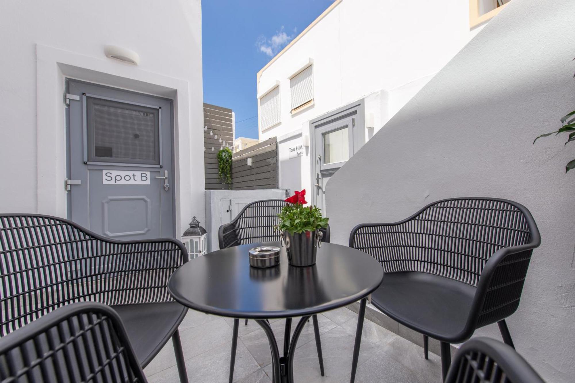 Bedspot Hostel Fíra Kültér fotó