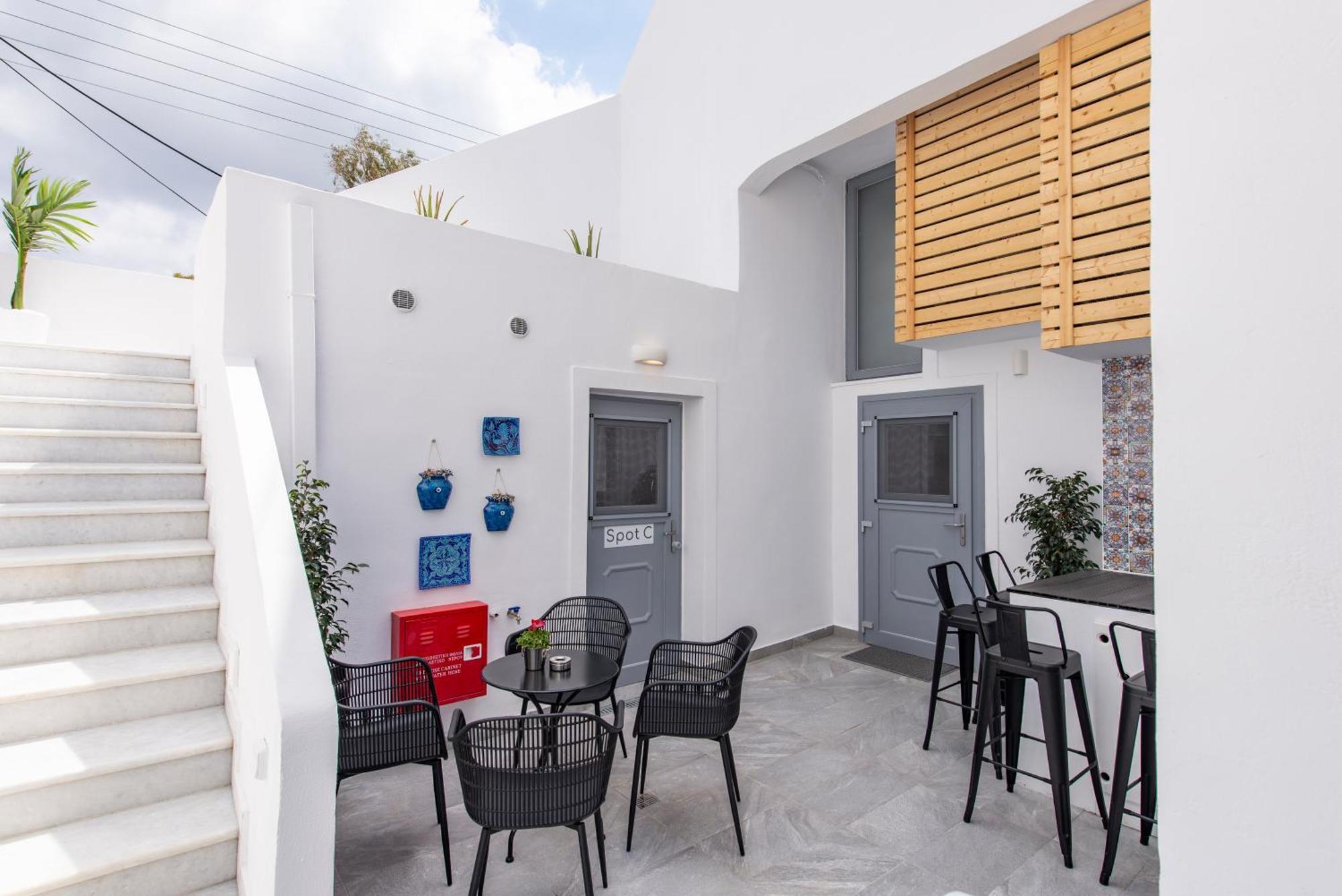 Bedspot Hostel Fíra Kültér fotó